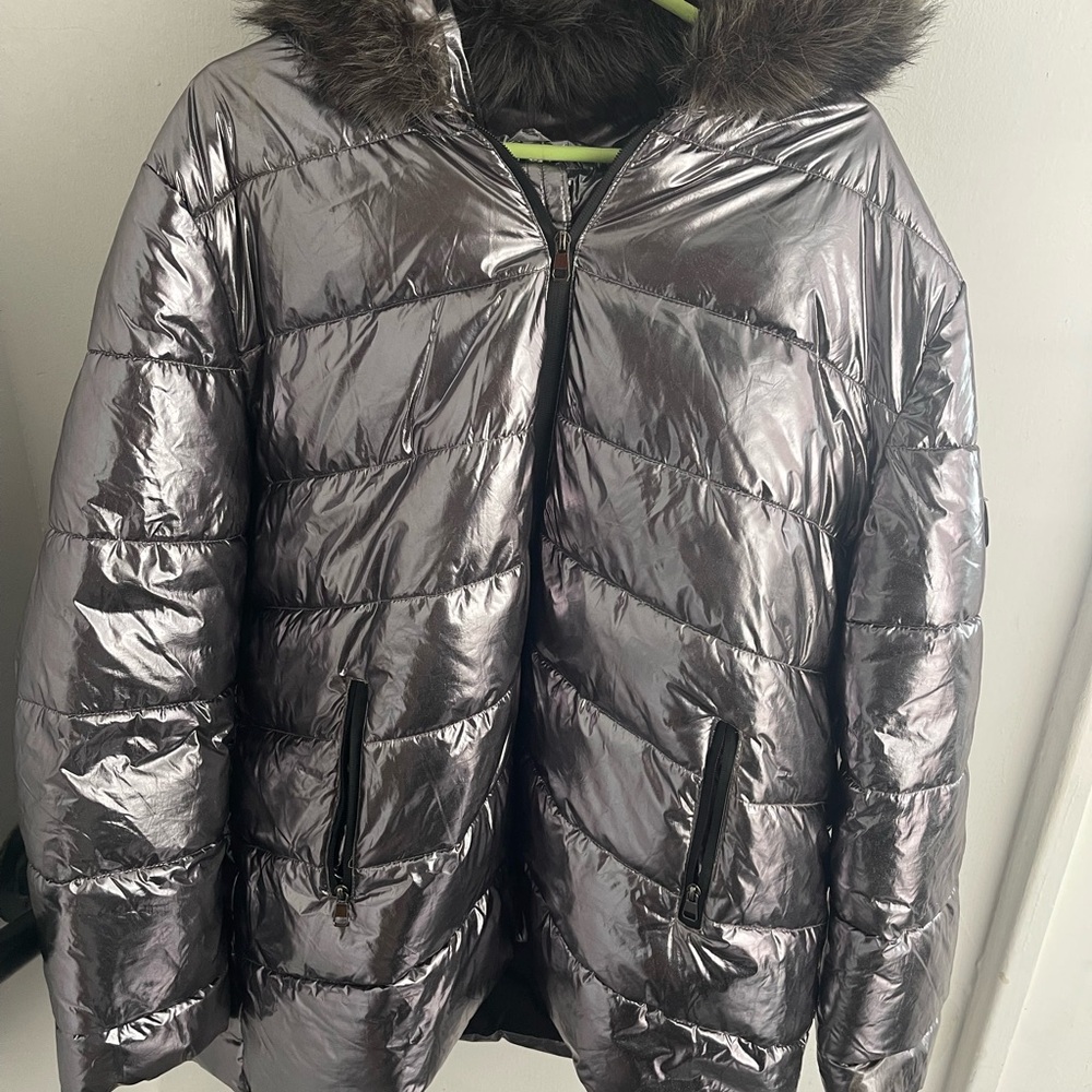 White Mark Women's Metallic Puffer Coat - Faux Fur Hooded Winter Jacket